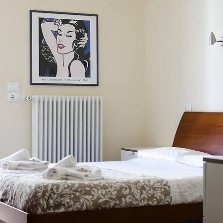 City Suite - Appartamento Spazioso Nel Centro Di บารี ภายนอก รูปภาพ