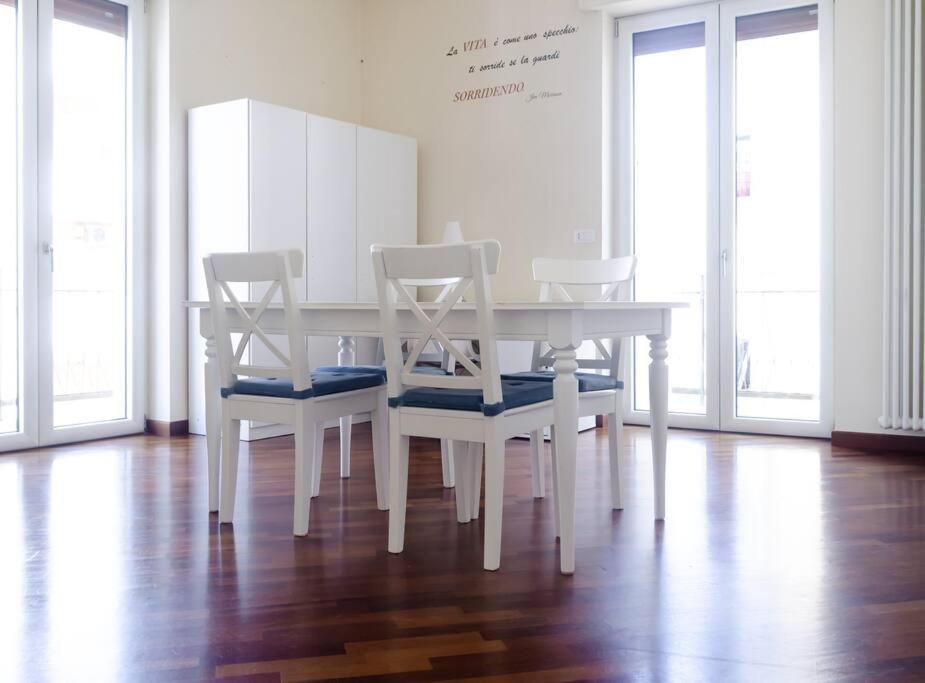 City Suite - Appartamento Spazioso Nel Centro Di บารี ภายนอก รูปภาพ