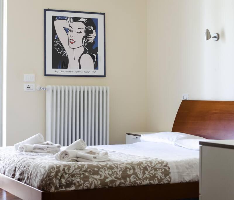 City Suite - Appartamento Spazioso Nel Centro Di บารี ภายนอก รูปภาพ